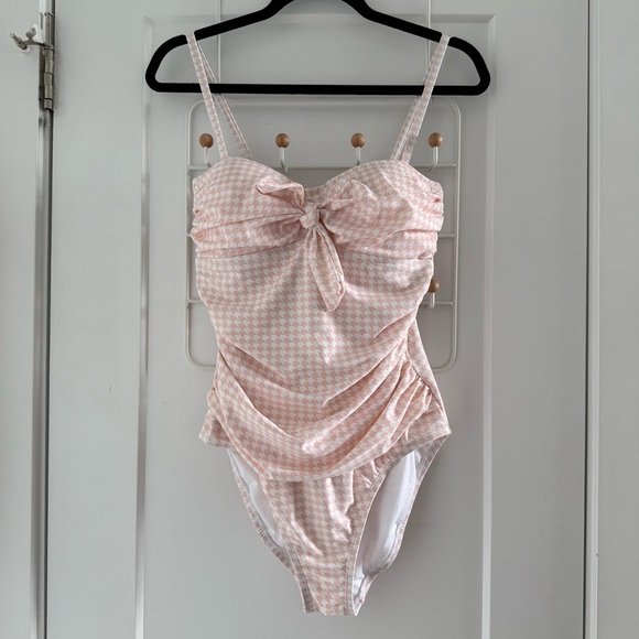 Retro pink & white gingham ruched one-piece swimsuit - size 10 (Large) NWOT - Picture 3 of 4
